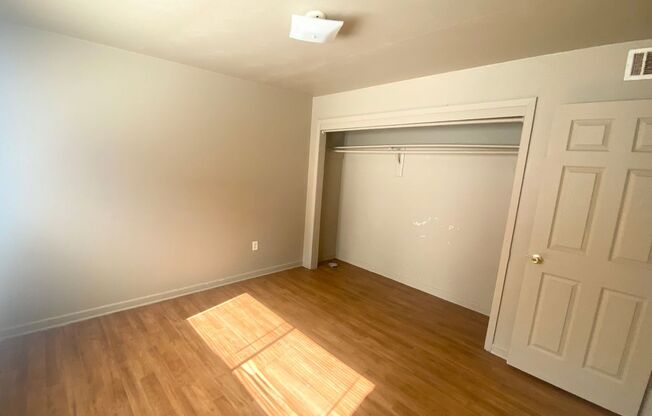 1 bed, 1 bath, 575 sqft, $780, Unit 35
