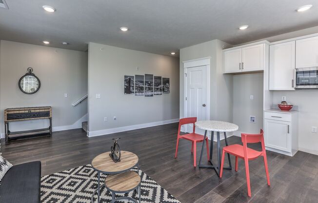 2 beds, 2 baths, 1,343 sqft, $1,845, Unit 13144 Osprey Lane Unit 206 B1343 Beautiful Windows, Amazing Natural Sunlight FB3
