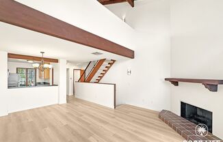 Luxury Loft-Style 1BR in La Jolla | 1,016 Sq Ft | 3 Levels with Balcony & Garage