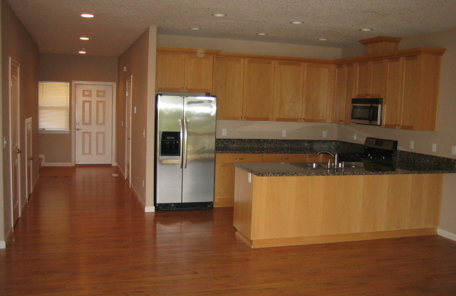 CARMELCREST895