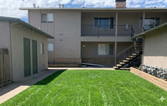 2405 VERA CRUZ DR