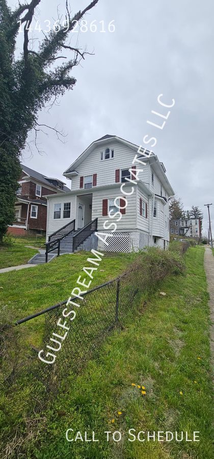 4031 FAIRVIEW AVE