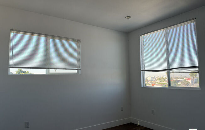 238 N PARK VW ST