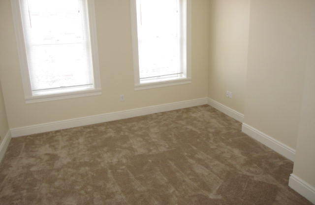 2336-2338 E. Carson St.