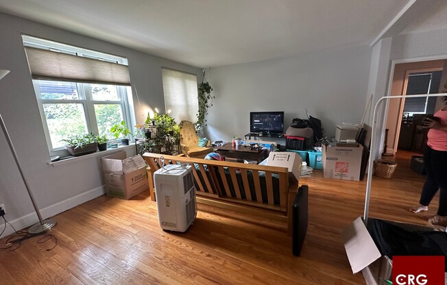 34 HAMMOND POND PKWY