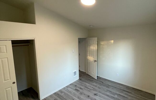 2 beds, 1 bath, $1,850