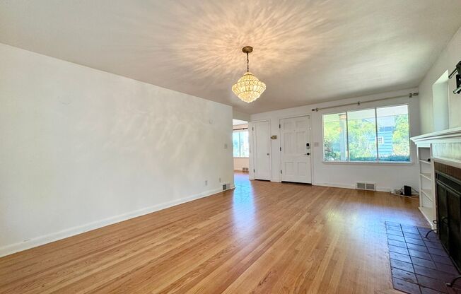 Phinney Ridge Home