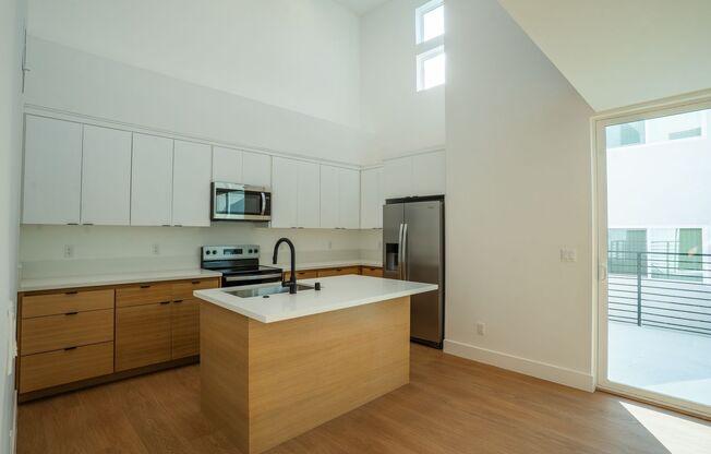 New Construction 3 bed/ 3 bath Townhome w Private 2 car garage + Oversized Balcony