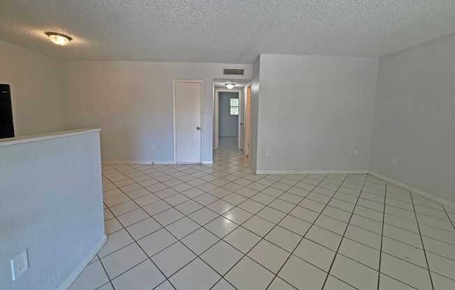 2 N Fernwood Ave #14