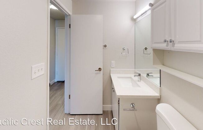 2 beds, 1 bath, 918 sqft, $2,175, Unit 3