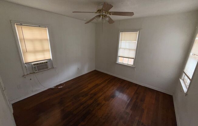 3 bed 1 Bath Home