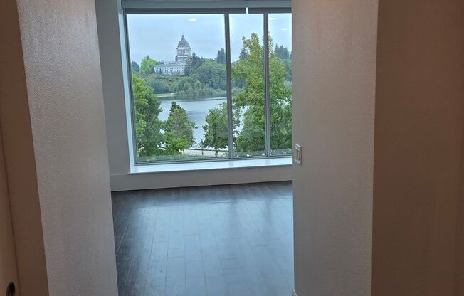 Studio, 1 bath, 327 sqft, $1,750, Unit 410-511