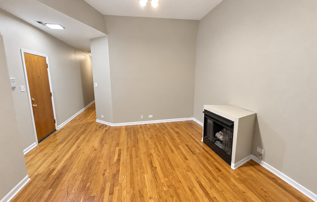 3 beds, 2 baths, $1,785, Unit 3w