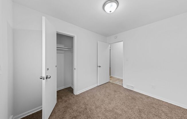 3 beds, 1 bath, $1,399