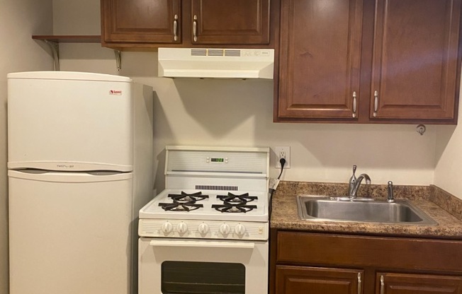 469 COMMONWEALTH AVE