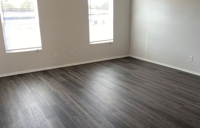 *Pre-leasing* Three Bedroom | Two Bathroom Home in Mustang Farms
