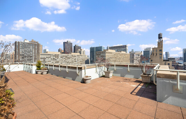 2 beds, 2 baths, $8,000, Unit 14D