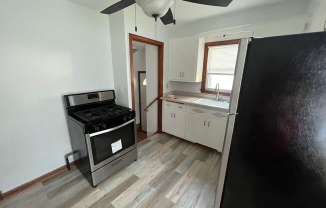 3 beds, 1 bath, $1,795