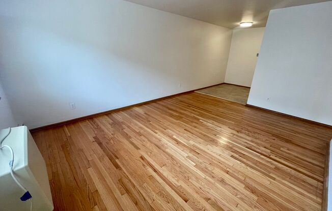 1216 Memorial Drive
