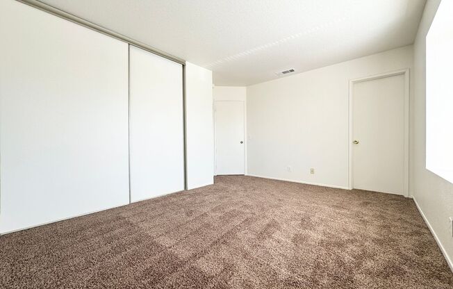 2 beds, 2 baths, $1,800, Unit Unit B