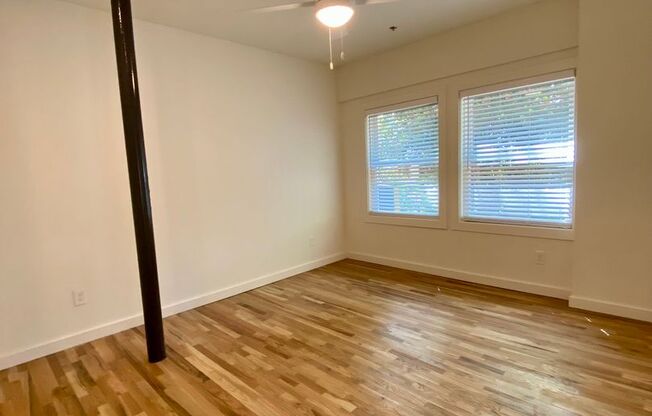 1 bed, 1 bath, 560 sqft, $1,610, Unit 010