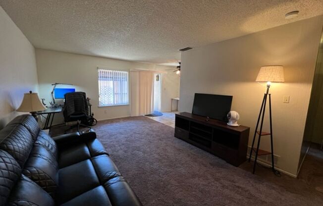 1 bed, 1 bath, $1,295