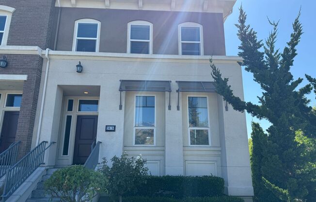 Executive Evergreen Valley Townhome