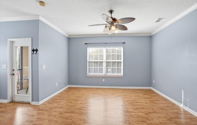 2 beds, 2 baths, $1,625, Unit Unit 1006