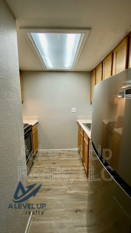 150 E 21 ST