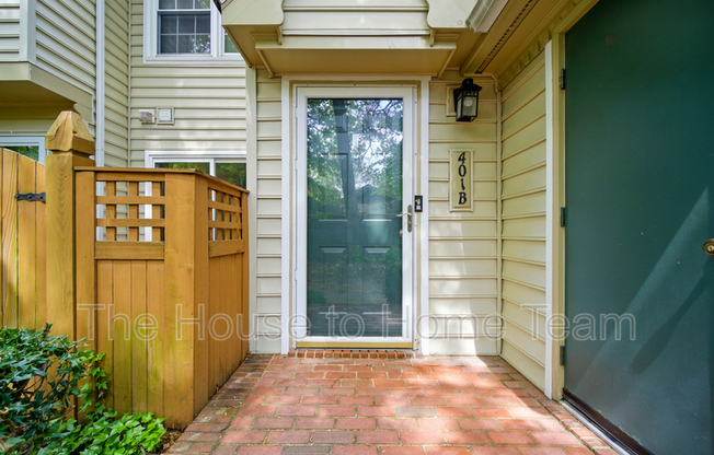 401 BRACKNELL ARCH