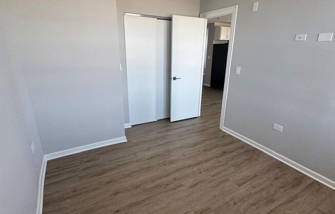 1 bed, 1 bath, 550 sqft, $1,475, Unit 404