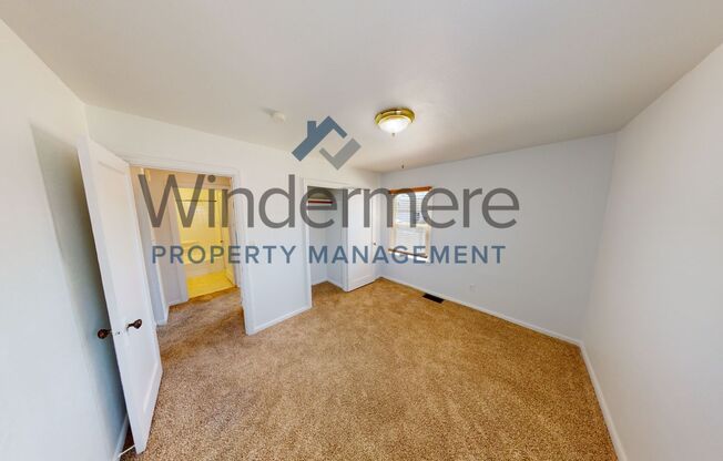 1736 Portland Ave *AC, Central Heat, Storage & Patio*