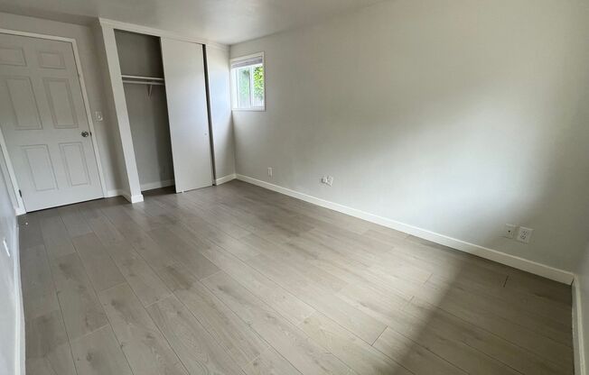 Newly Remodeled and Spacious 3 bedroom 1 bath Rambler