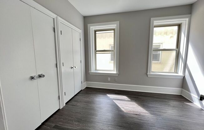 2 beds, 2 baths, 912 sqft, $1,810, Unit 704
