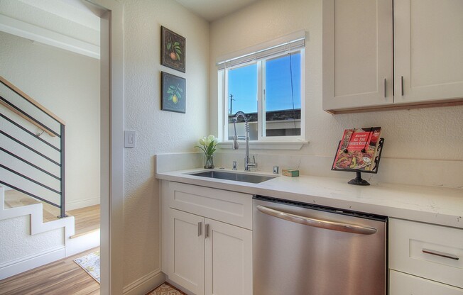 Bennett Valley Townhomes - Fully Renovated!