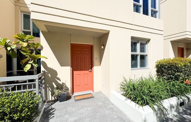 Exquisite Little Italy 3 story townhome private garage & deck