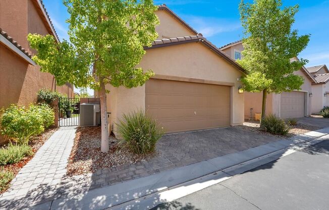 Beautiful Upgraded home in Inspirada Henderson- 3 bedroom with an office downstairs and LOFT Upstairs!!!