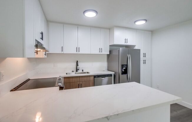 1 bed, 1 bath, 576 sqft, $2,445, Unit 6