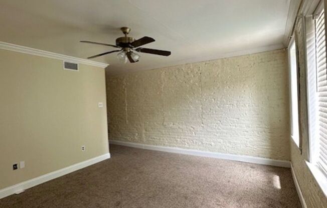 1 bed, 1 bath, $1,295, Unit Unit B