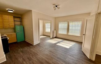 1066 W Berwyn