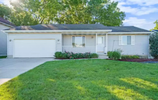 1464 AMBERLY DR SE