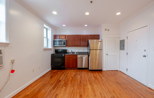 430 IRVING ST NW