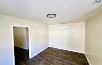 1 bed, 1 bath, 520 sqft, $1,466, Unit 2827 67th Ave