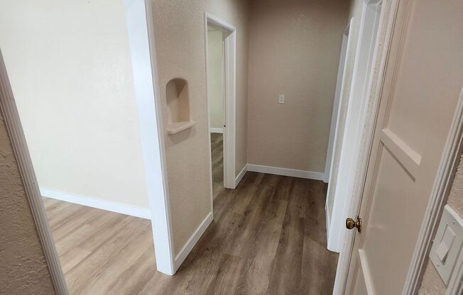 2 beds, 1 bath, $2,650