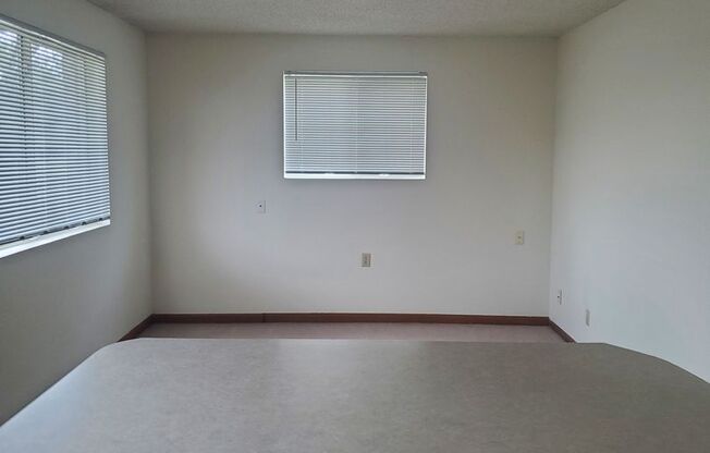 Concorde Place Apts.