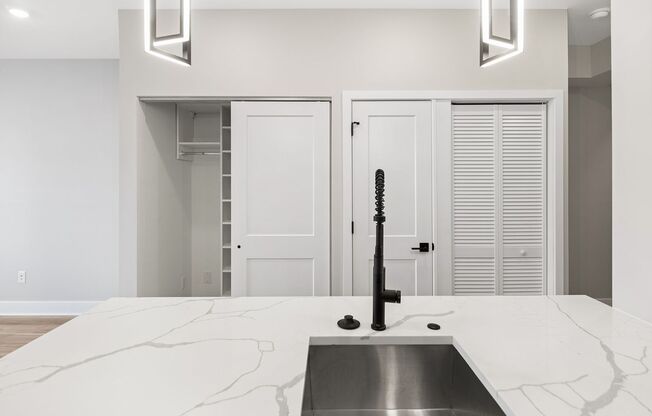 Studio, 1 bath, 500 sqft, $1,195, Unit 3918-03