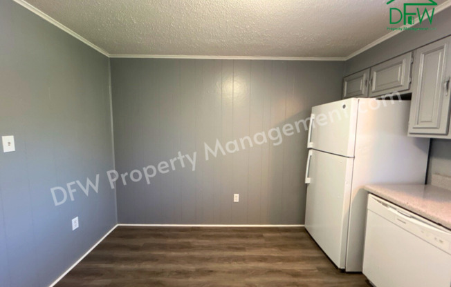 2 beds, 1 bath, $1,025