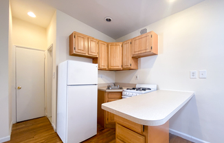 157 E 3 ST