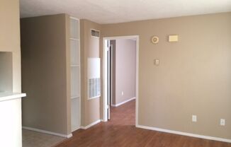 1 bed, 1 bath, $625, Unit #110