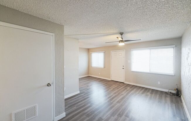 1 bed, 1 bath, 677 sqft, $1,050, Unit A142
